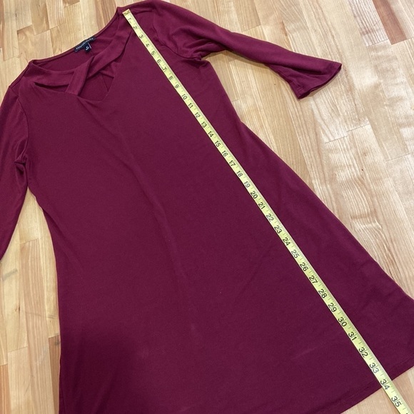 SIGNATURE Studio Maroon Dress Women’s Size Medium Pre-Owned - Picture 6 of 8